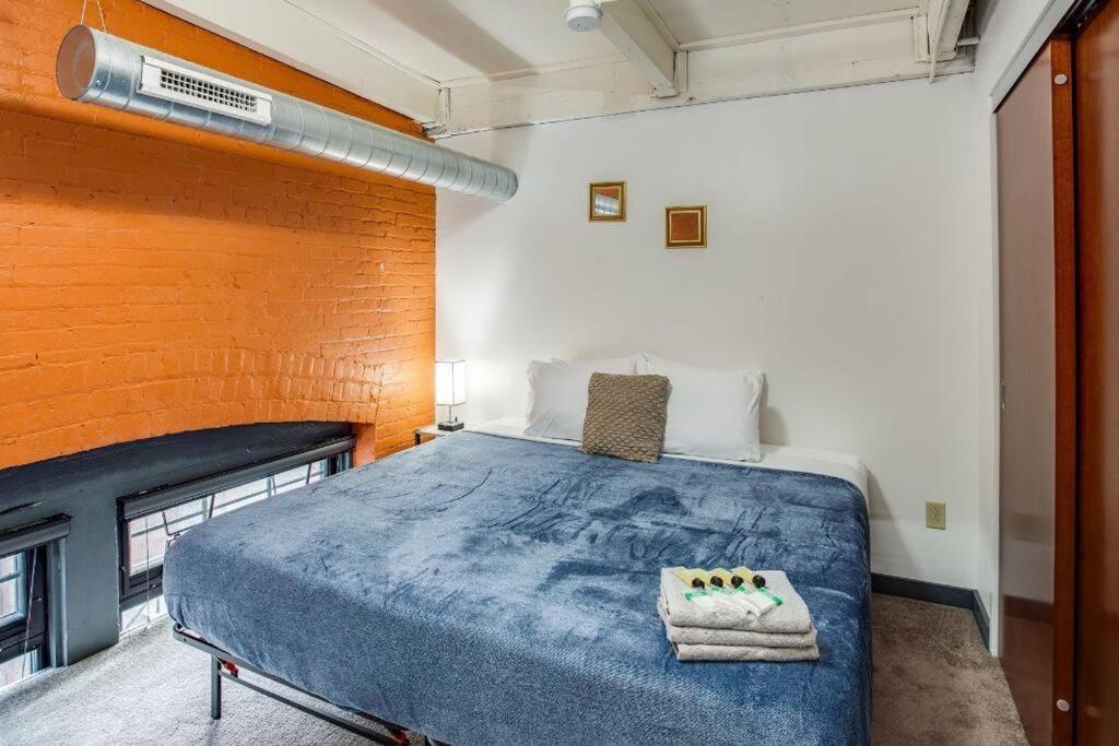 Centric Modern Loft W/ King Beds & Smart Gametable Villa โรเชสเตอร์ ภายนอก รูปภาพ