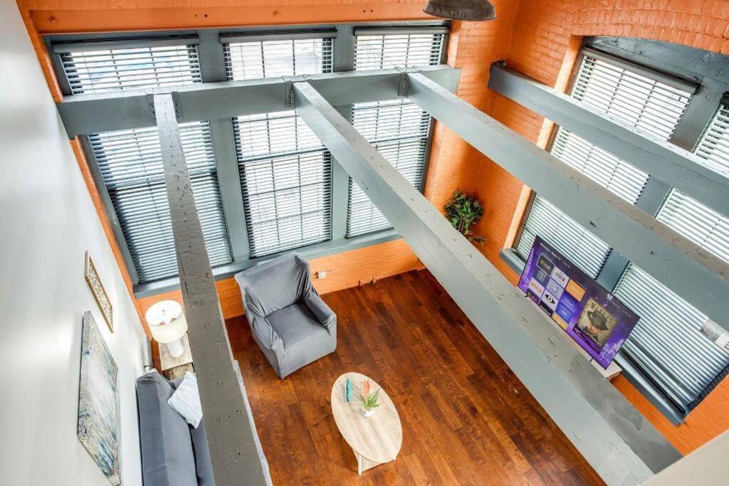 Centric Modern Loft W/ King Beds & Smart Gametable Villa โรเชสเตอร์ ภายนอก รูปภาพ